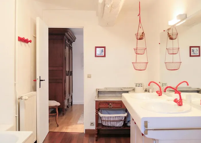 Feriehus In With Kitchenette Auxais