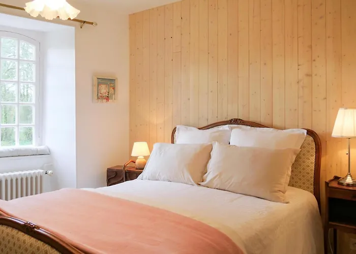 In With Kitchenette Auxais