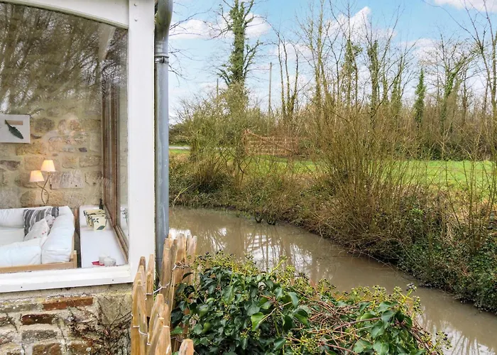 Feriehus In With Kitchenette Auxais